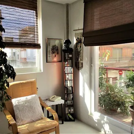Artistic And Spacious Loft In A Little Town Near The Sea And The Holiday home Sedavi